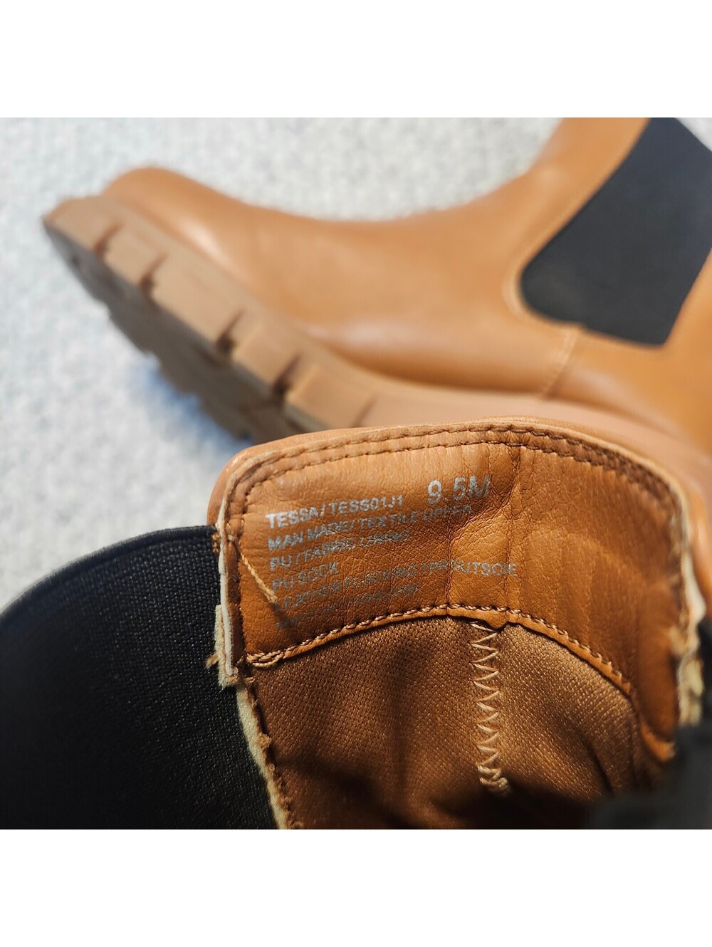 Madden Girl Tessa Brown Chelsea Boot Size 9.5M - Picture 8 of 11
